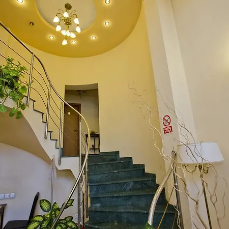 Hotel Dan 3*