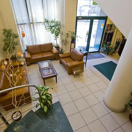 Dan Hotel 3*